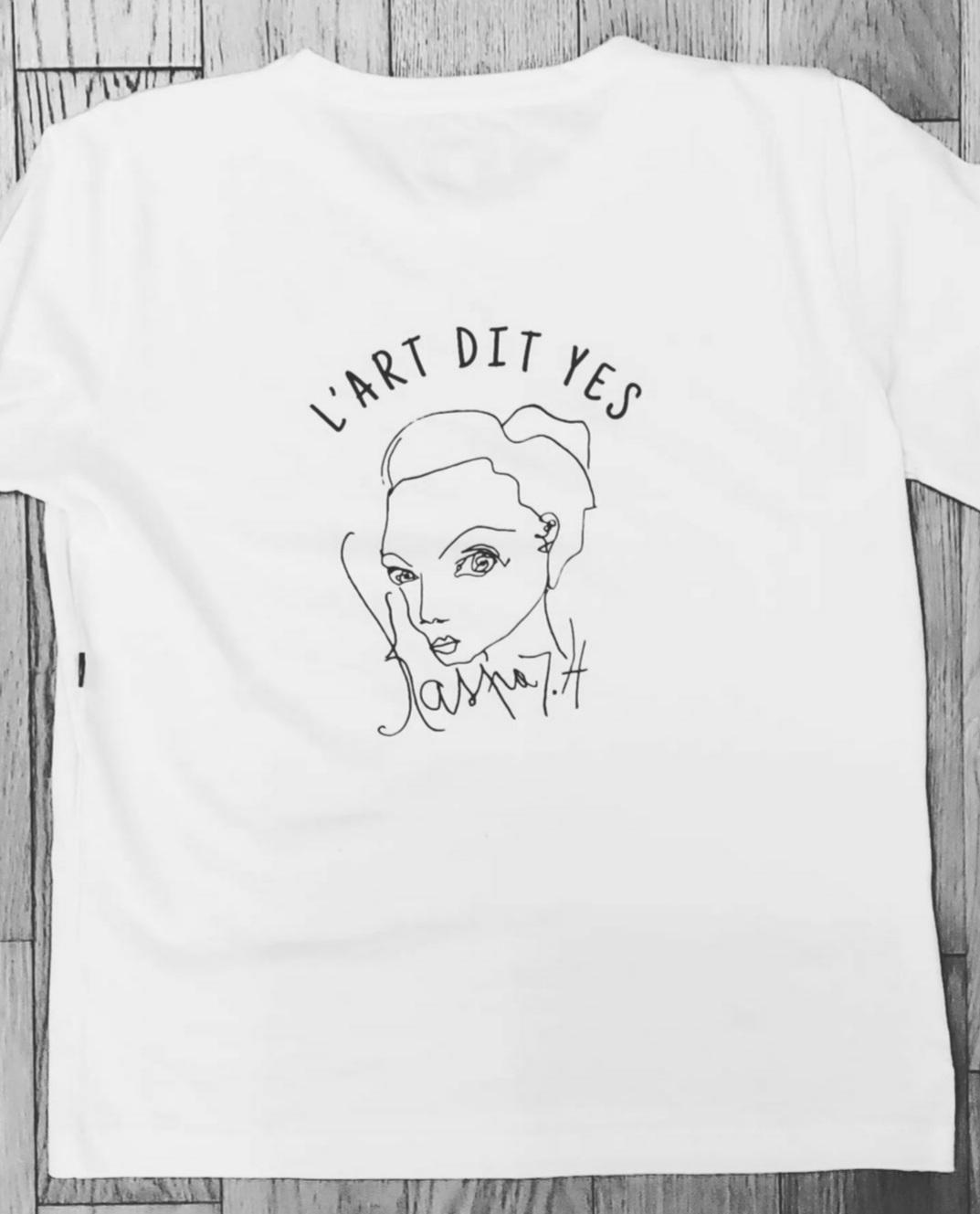 T-shirt "L'ART DIT YES"